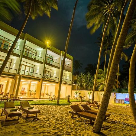 Serendipitaly Ayurveda Boutique Hotel ฮิกคาดูวา ภายนอก รูปภาพ
