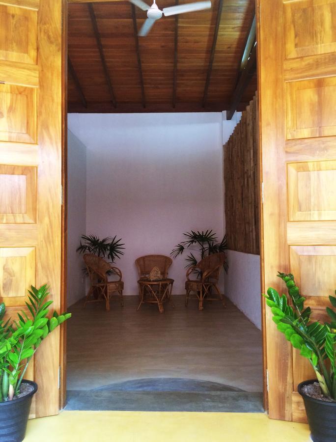 Serendipitaly Ayurveda Boutique Hotel ฮิกคาดูวา ภายนอก รูปภาพ