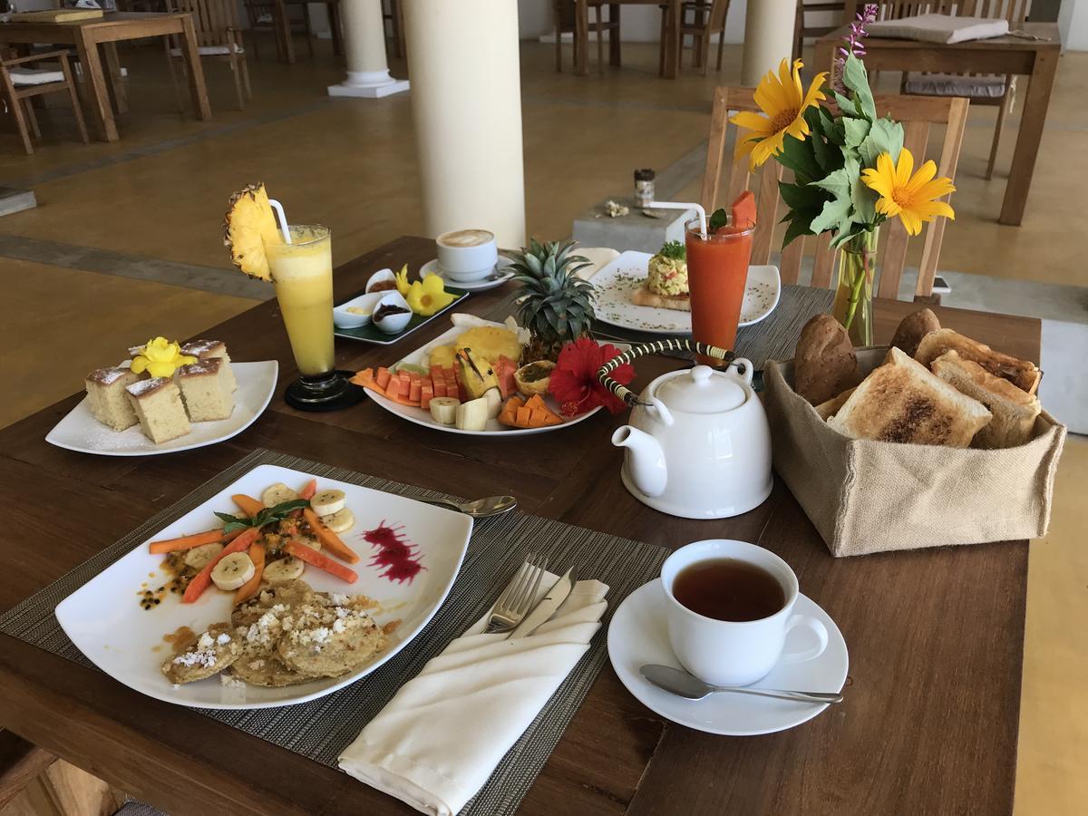 Serendipitaly Ayurveda Boutique Hotel ฮิกคาดูวา ภายนอก รูปภาพ