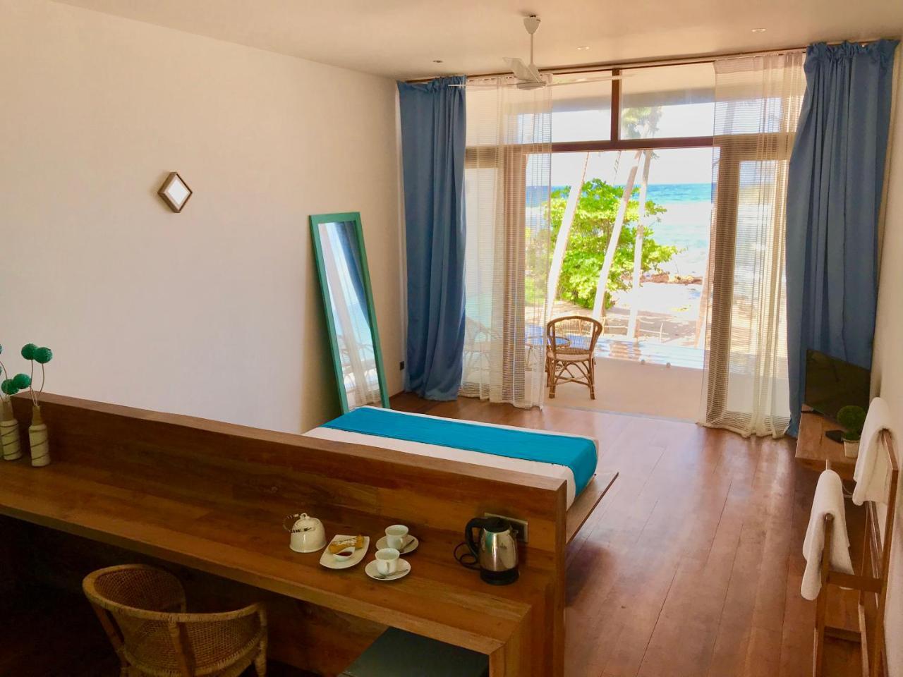 Serendipitaly Ayurveda Boutique Hotel ฮิกคาดูวา ภายนอก รูปภาพ