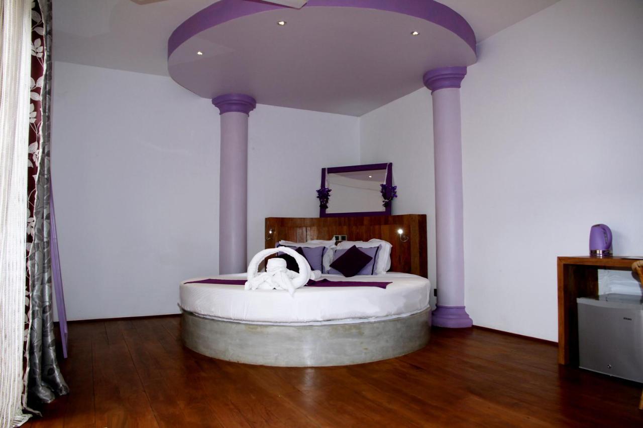 Serendipitaly Ayurveda Boutique Hotel ฮิกคาดูวา ภายนอก รูปภาพ