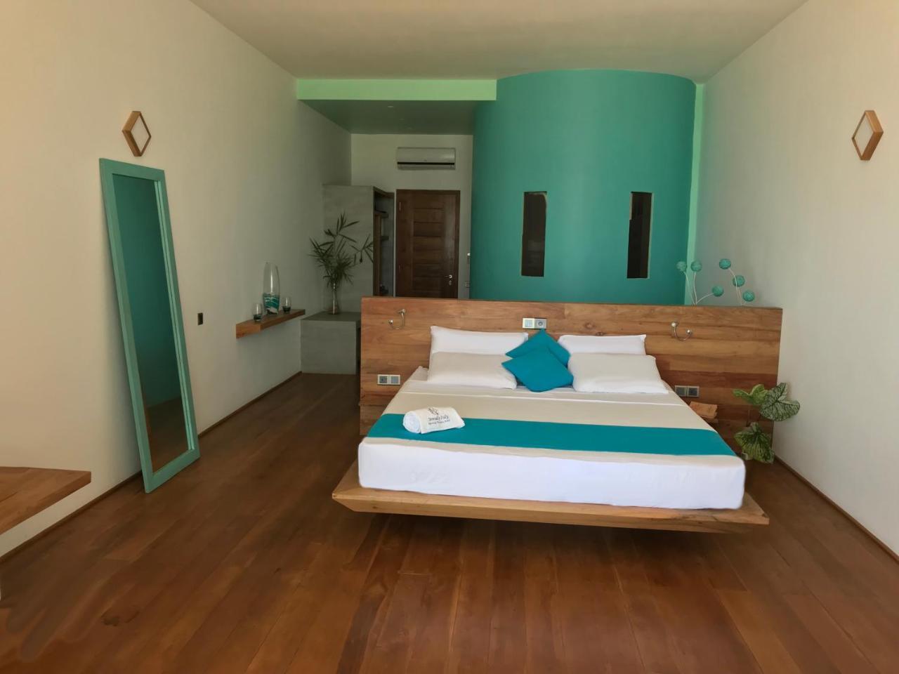 Serendipitaly Ayurveda Boutique Hotel ฮิกคาดูวา ภายนอก รูปภาพ