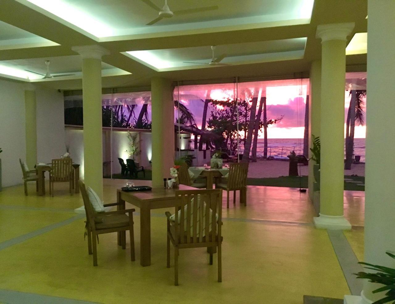 Serendipitaly Ayurveda Boutique Hotel ฮิกคาดูวา ภายนอก รูปภาพ